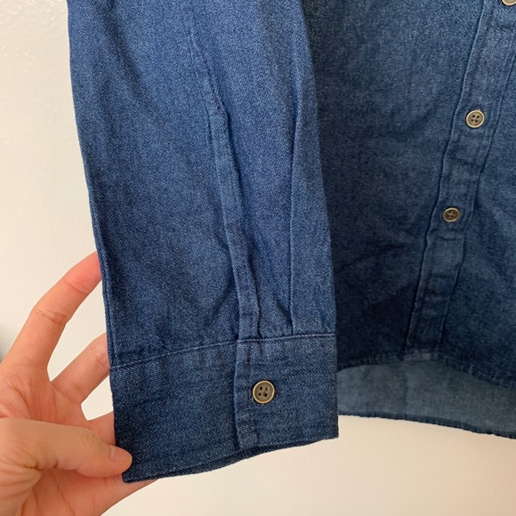 Forever 21 denim button down shirt chambray - Picture 3 of 4